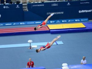 Стрибки на батуті. Скасовано низку змагань