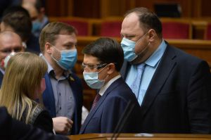 Верховна Рада ухвалила законопроект, спрямований на проведення масового тестування на COVID-2019 та захист медиків