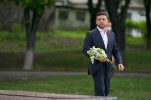 Президент на україно-російському кордоні вшанував пам'ять загиблих у Другій світовій війні