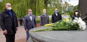 Хмельницький: Ангел скорботи згадує про загиблих