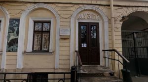 Музеї відчинили двері