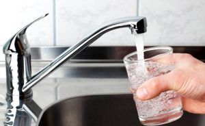 У Хмельницькому подешевшала гаряча вода