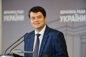 Поки що про перехід до позачергових засідань не йдеться