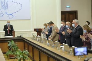 Збільшення зарплат та зміна тарифів на лікування