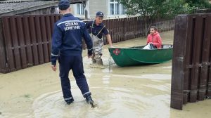 Рятувальникам Прикарпаття побажали менше тривожних викликів