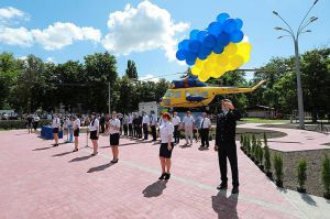 Гніздо вертолітників: із космосу на землю і знову до небес