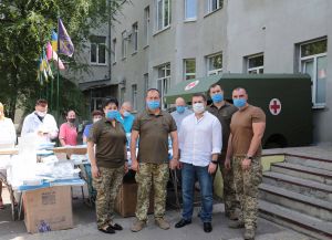 У Сєвєродонецьку військовому шпиталю передали гуманітарну підтримку