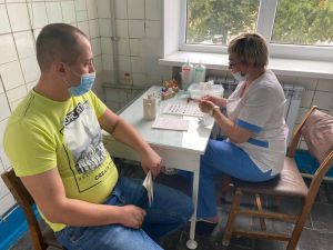 Військовослужбовці Луганського прикордонного загону здали кров для погорільців