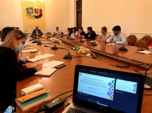 Хмельниччині дуже хочеться грантів