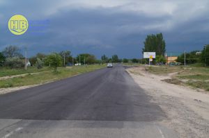 Асфальтова дорога на курорті Херсонщини — більше не дивина