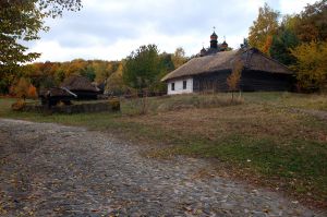 Київ: Скасували право оренди на землю у селі Пирогів