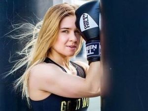 Бокс: Чемпіонка стала поліцейським