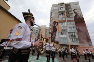 Мурал із митрополитом Шептицьким прикрасив Львів