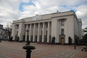 Учасники Маршу Захисників серед іншого хочуть нагадати, що війна досі триває