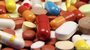 Посилять відповідальність за підробку  чи продаж ліків без рецептів