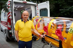 Народний депутат  власним коштом придбав  спеціальне обладнання для лікарів