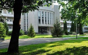 Дніпропетровщина: Перші юні відпочивальники вирушили в «Артек»