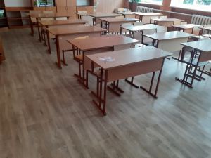 У Хмельницькому класи чекають на учнів