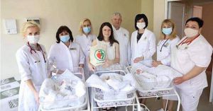 Львів: Успішно виходили трійню