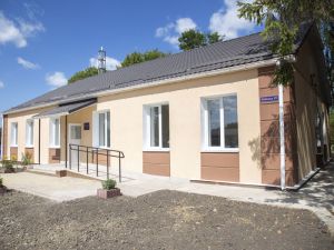 Готові до здачі сільська амбулаторія та спорткомплекс