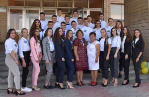 Черкащина: Громада підтримала одинадцятикласників грошима