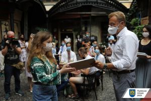 У Львові відзначили випускників за найвищі бали 