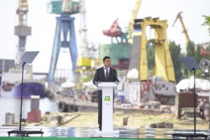 Усі лікарі повинні мати хороші умови праці та гідну зарплату
