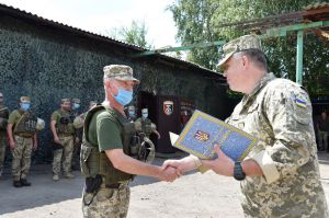 Отримали нагороди та відзнаки на передовій