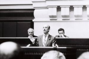 «У нас траплялися ідеологічні дискусії,  але боротьби за власні інтереси не було»