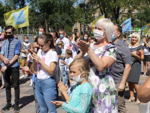 Оселі отримали діти-сироти, переселенці та воїни-інтернаціоналісти