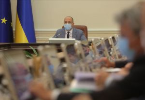 Продовжили карантин та заборонили в’їзд іноземців