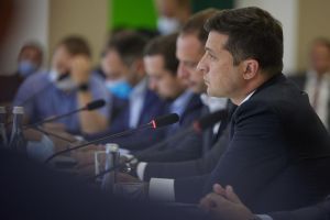 Володимир Зеленський представив нового голову ОДА і побував на хімічному підприємстві
