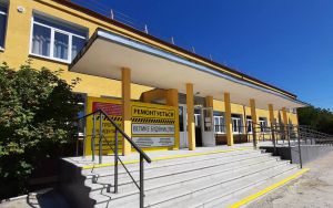Утеплили та оздобили школи на Луганщині