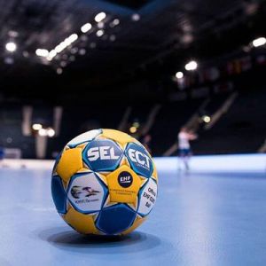 Гандбол: Зіграємо з італійками і боснійцями