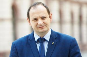 Івано-Франківськ: Відкриються навіть попри червоний статус
