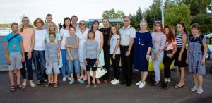 Дніпро: Майбутніх адміралів пустили до води