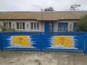 Херсонщина: У будівлі школи перуть одяг  та готують смаколики