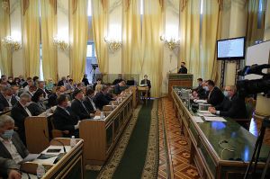 Навіщо депутатам мандат?