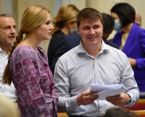 Верховна Рада уперше в історії розглянула електронну петицію