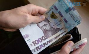 Житомирщина: Боргують більше, а платять менше