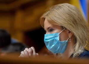 За неносіння маски  і депутатів мають  штрафувати