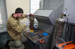 Запоріжжя: Стартували змагання зварників, мулярів та залізничників