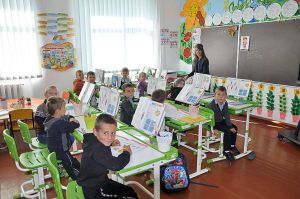 У Цепцевичах чекають нової школи, бо в старій навчаються до 21-ї години