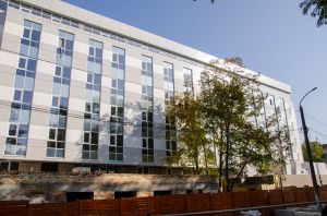 Дніпро: Оновлюють дитячу лікарню