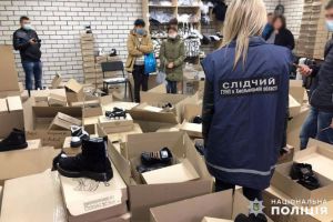 Хмельницький: Замість брендового продукту отримували фальшивки