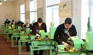 Поточного року до закладів профтехосвіти зараховано 106,4 тисячі випускників 