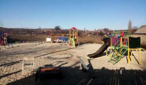 Луганщина: У селі з’явилися майданчики для дозвілля