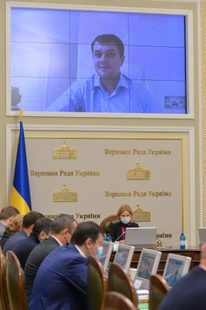 Народні депутати можуть об’єднатися навколо вирішення глобальних питань