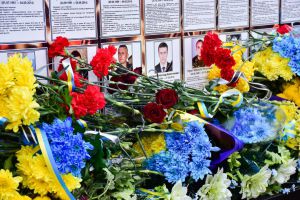 Чернігів: На честь загиблих воїнів виросте дубовий гай