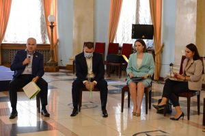 Підписано закон № 3692 про відновлення соціальних виплат для застрахованих осіб